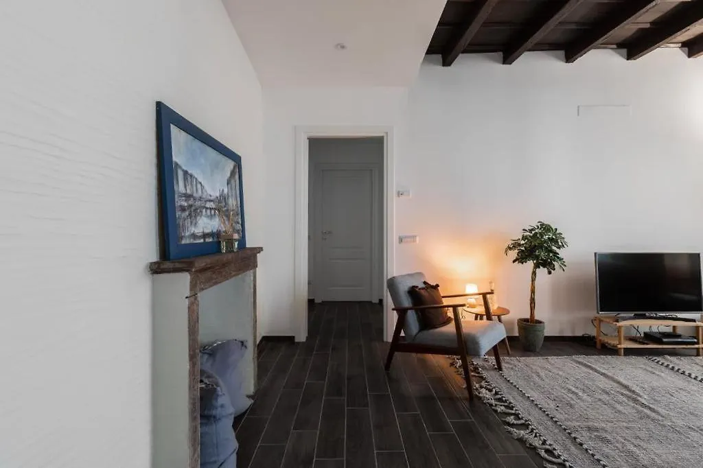 Apartment Juvara In The Hearth Of Como