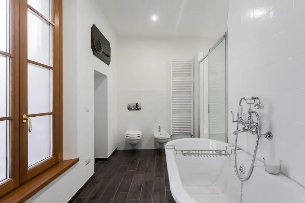 Apartment Juvara In The Hearth Of Como
