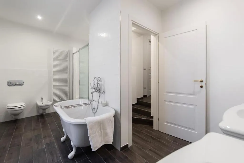 Apartment Juvara In The Hearth Of Como