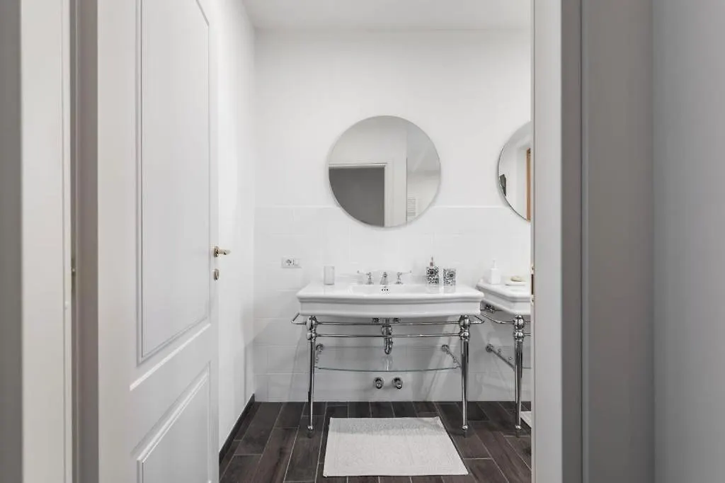 Apartment Juvara In The Hearth Of Όπως 0*,  Ιταλία